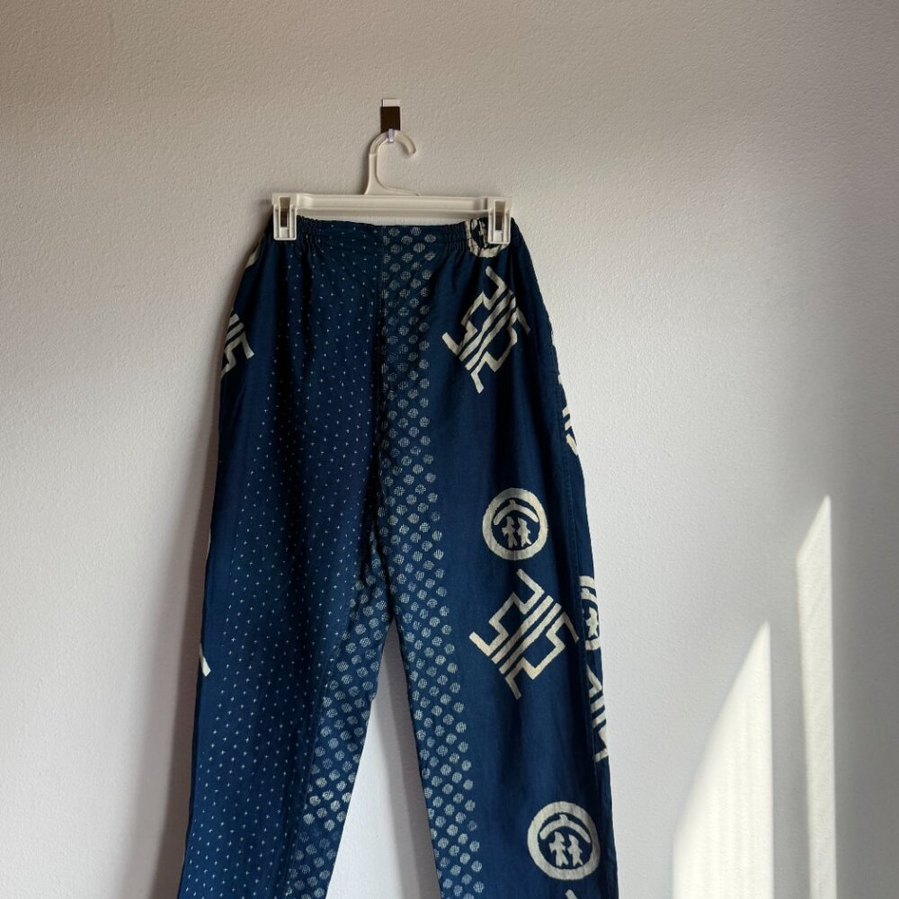 1 size (not sure of brand)